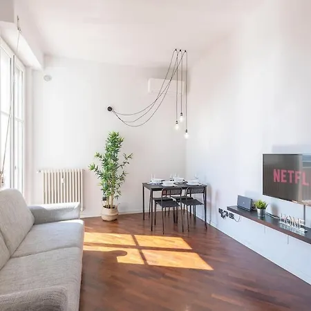 Apartmán Ale Castello Imperatore -parking Disponibile- Prato (Prato)
