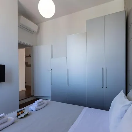아파트 Ale Castello Imperatore -parking Disponibile-