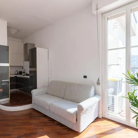 Ale Castello Imperatore -parking Disponibile- 아파트 프라토